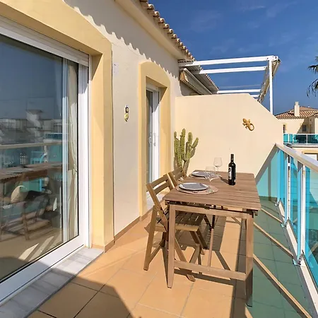 Two-bedroom Penthouse Next To The Sea *