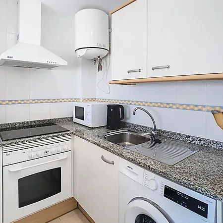 Two-bedroom Penthouse Next To The Sea Dénia