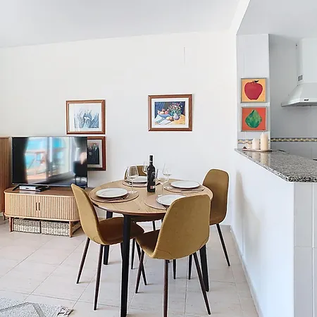 Appartement Two-bedroom Penthouse Next To The Sea *